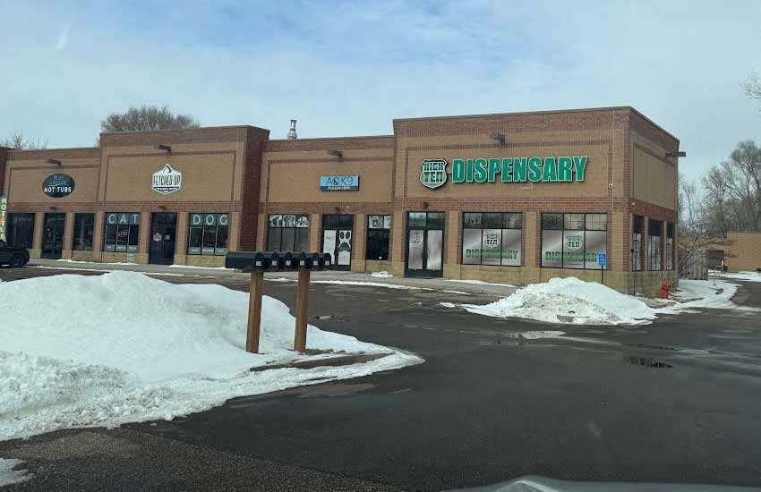 High 10 Dispensary photo 1