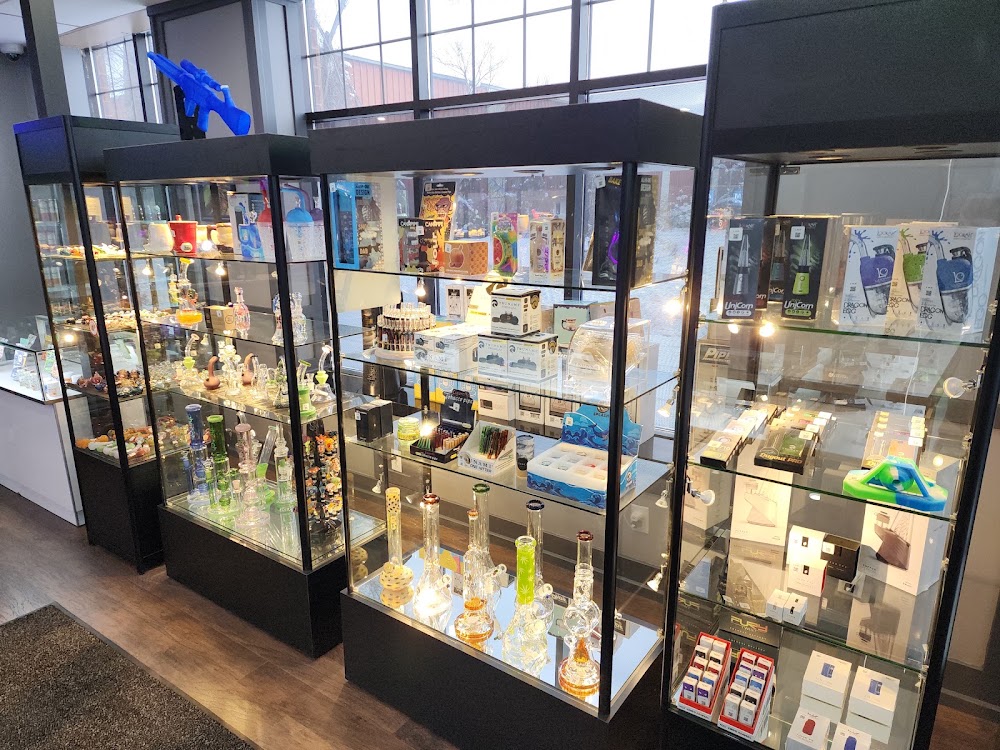 High 10 Dispensary photo 4