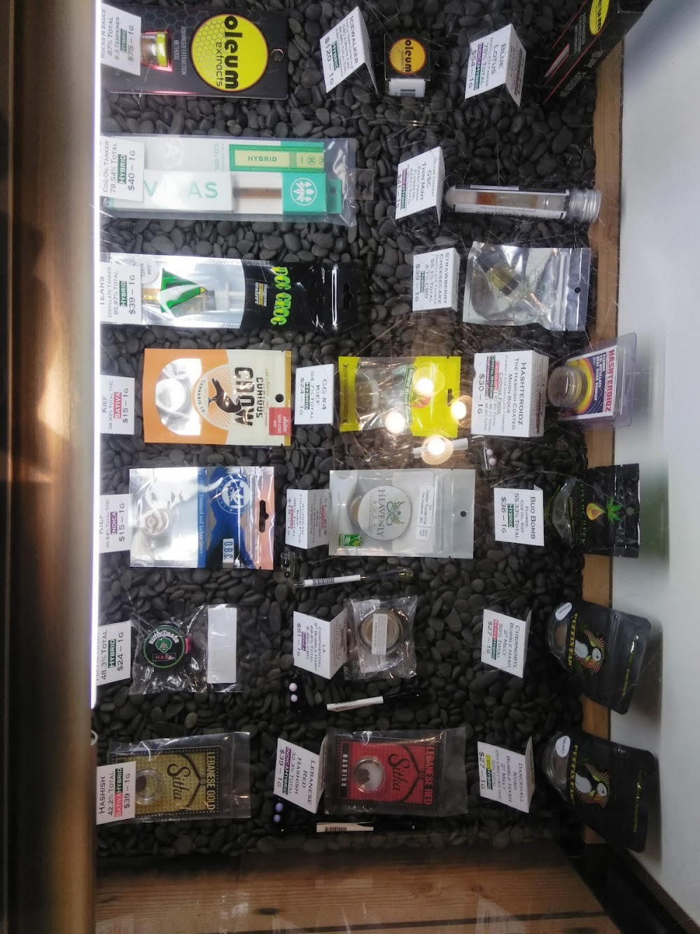 High-5 Cannabis photo 7
