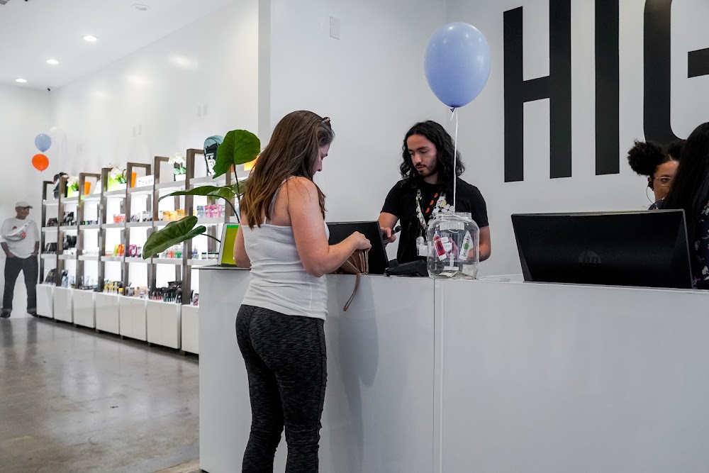 High Dispensary photo 3