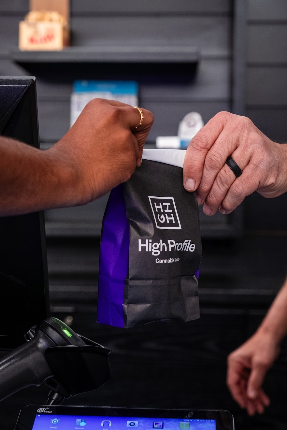 High Profile Cannabis Shop photo 4