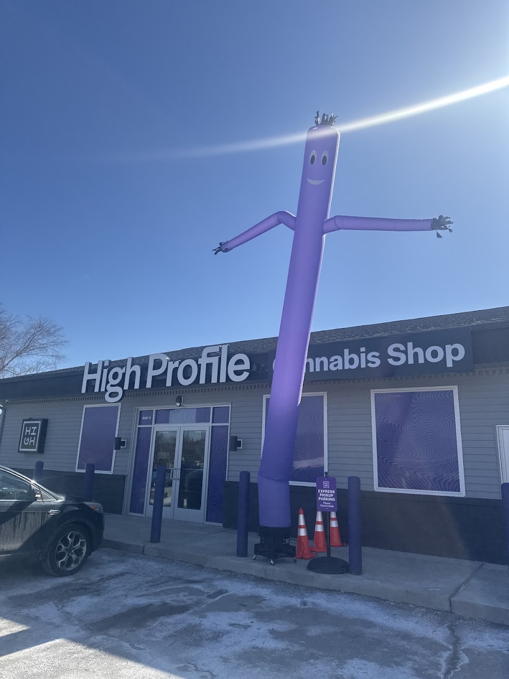 High Profile Cannabis Shop photo 3