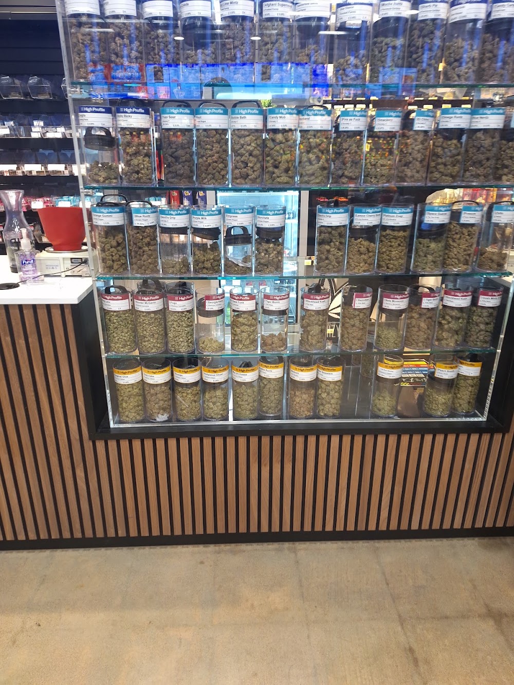 High Profile Cannabis Shop photo 4
