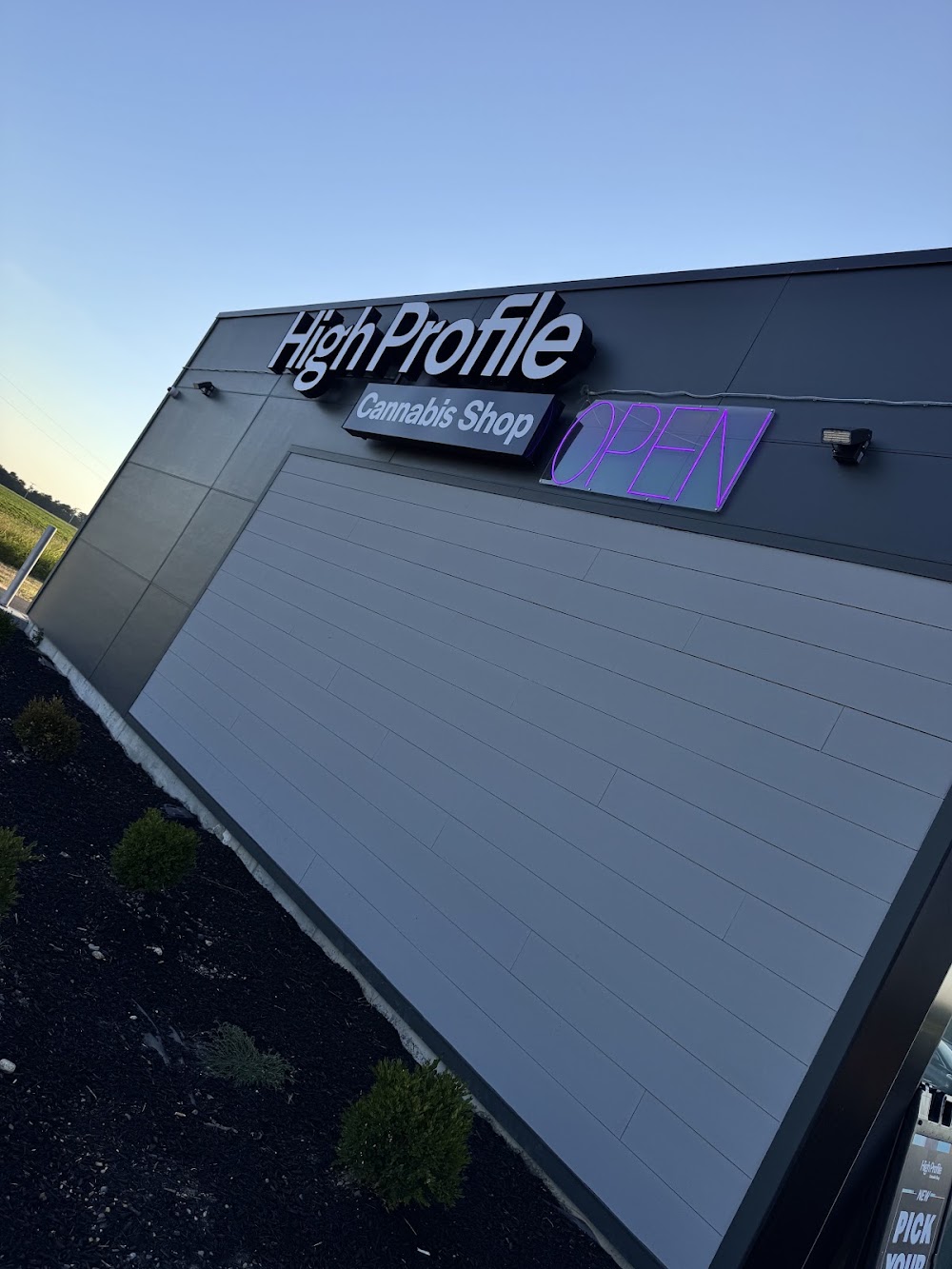 High Profile Cannabis Shop photo 7