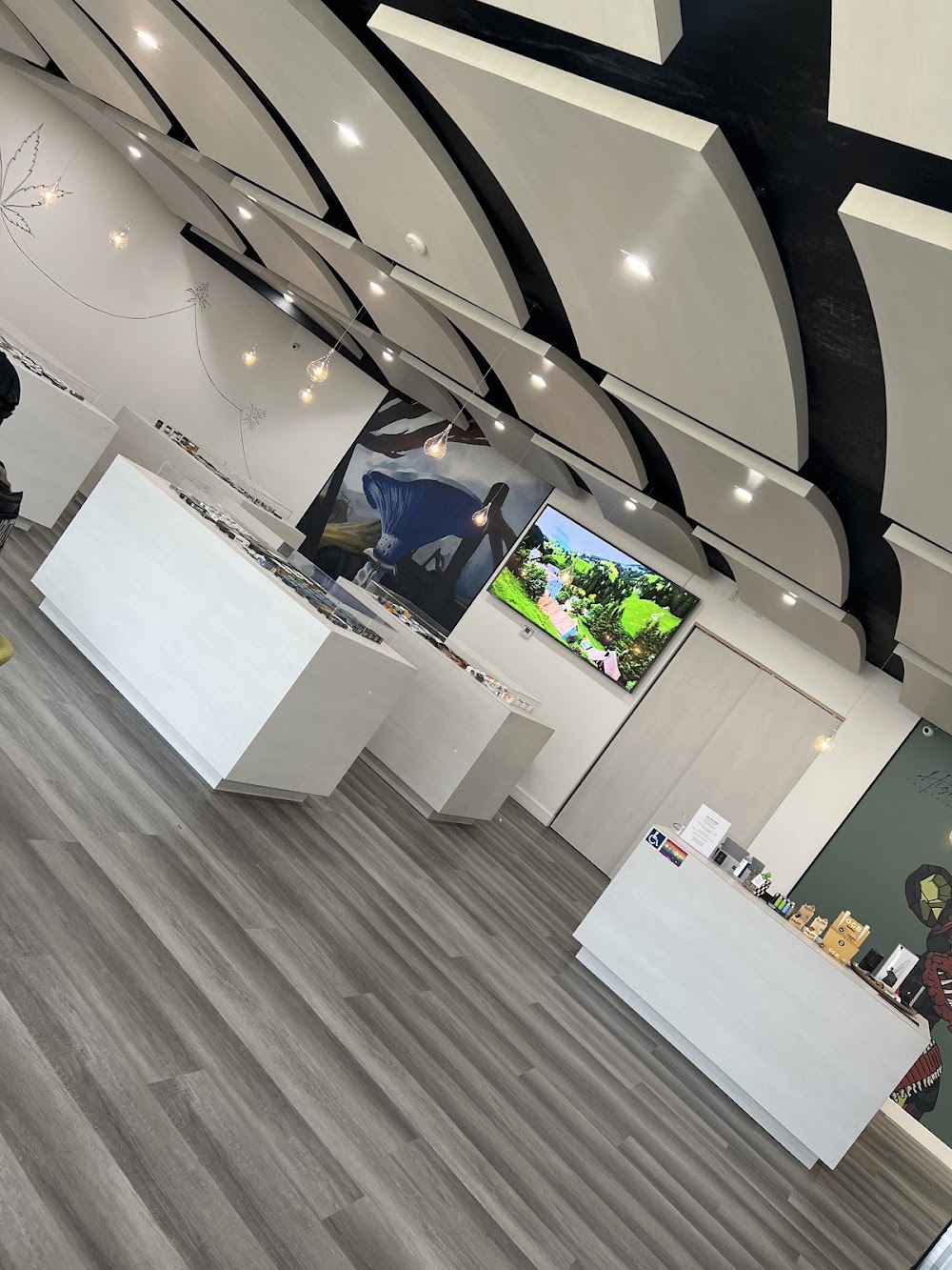High Rollers Cannabis CO photo 1