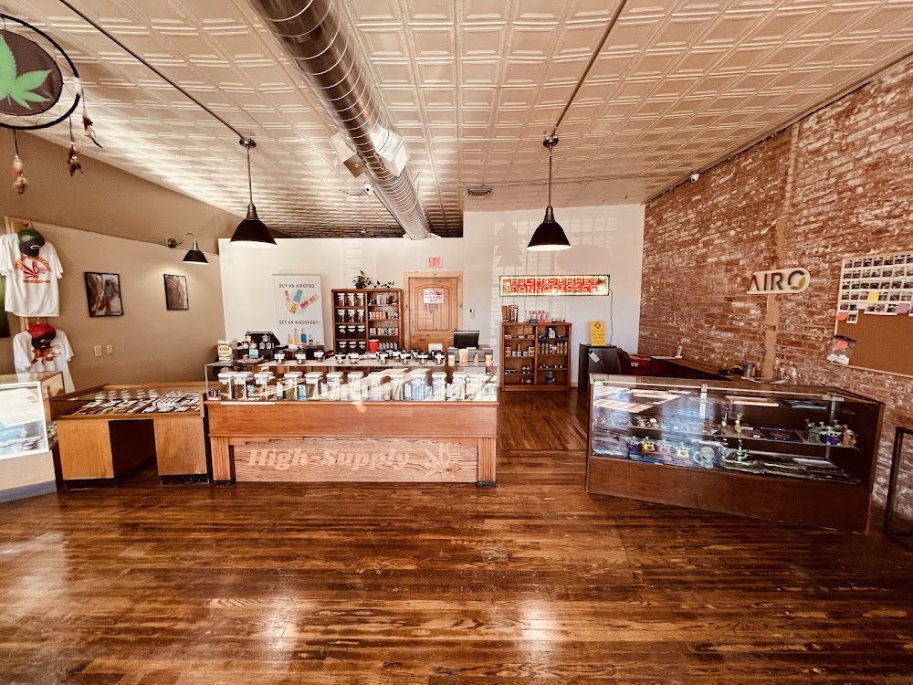 High Supply Cannabis Dispensary photo 6