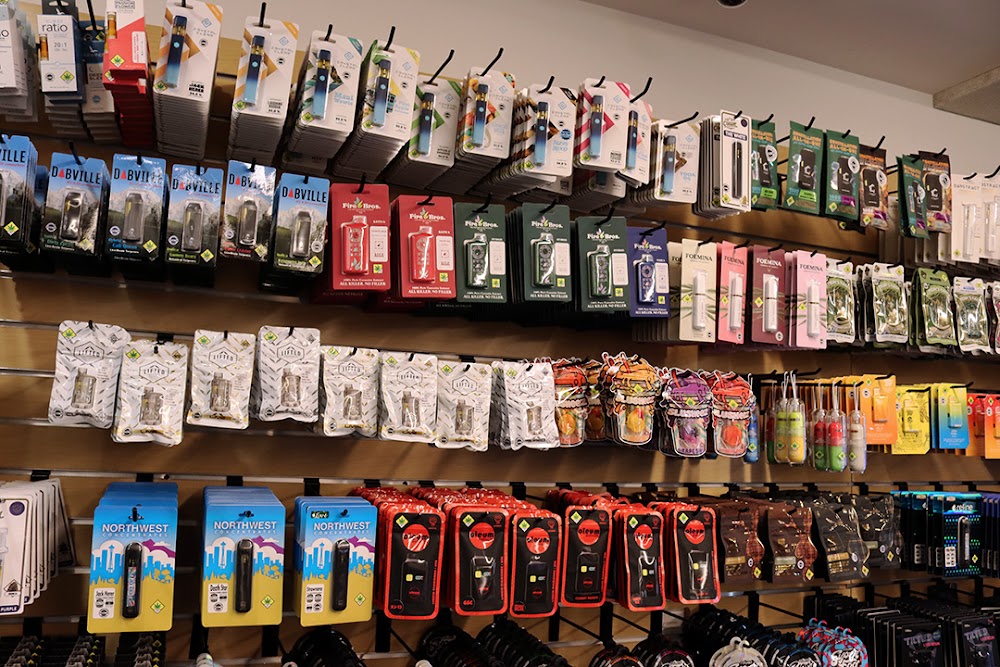 Higher Leaf Marijuana Bellevue photo 6