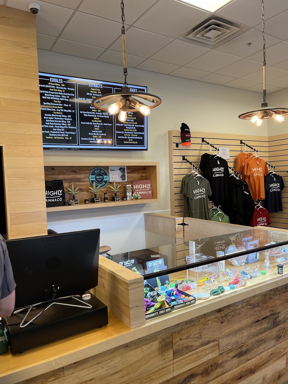 Highly Cannaco Auburn Retail photo 3