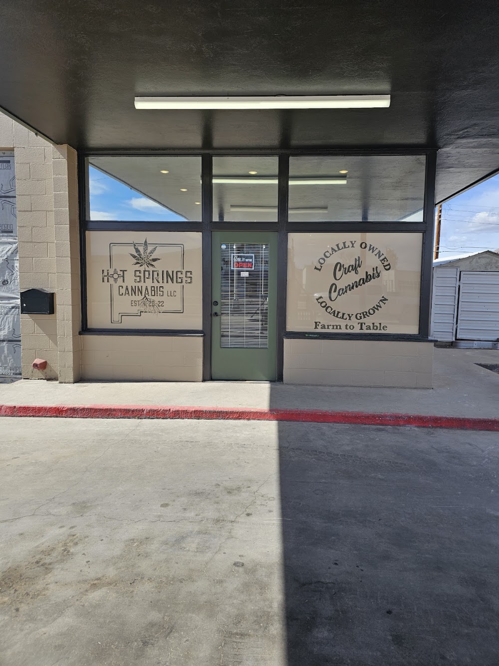 Hot Springs Cannabis photo 1