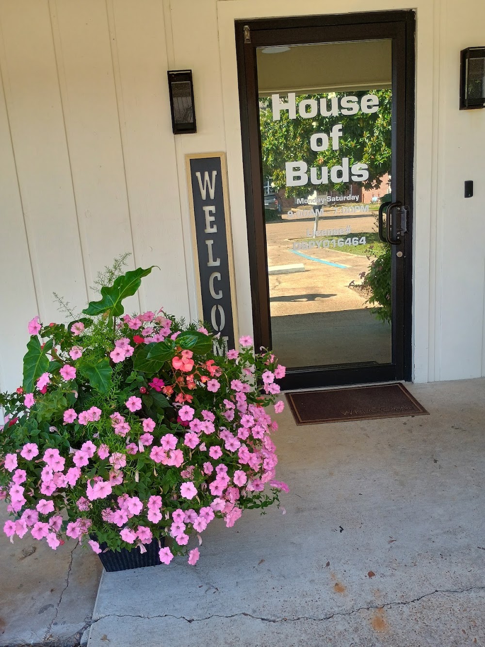 House Of Buds photo 7