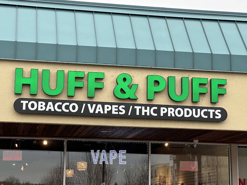 Huff And Puff Smoke Shop photo 4