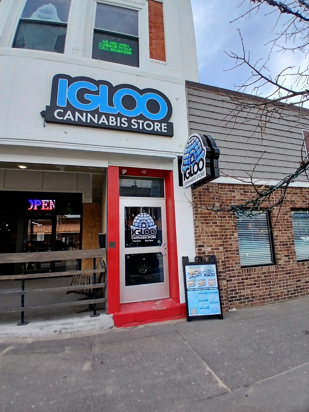 Igloo Cannabis Store photo 1
