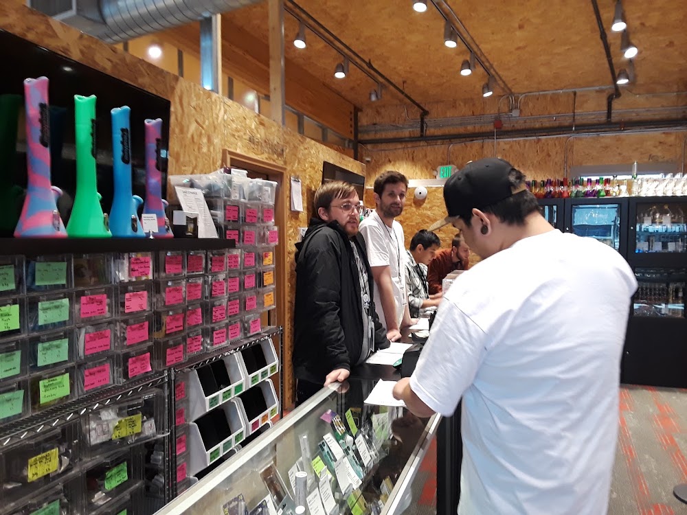 Issaquah Cannabis Company photo 6