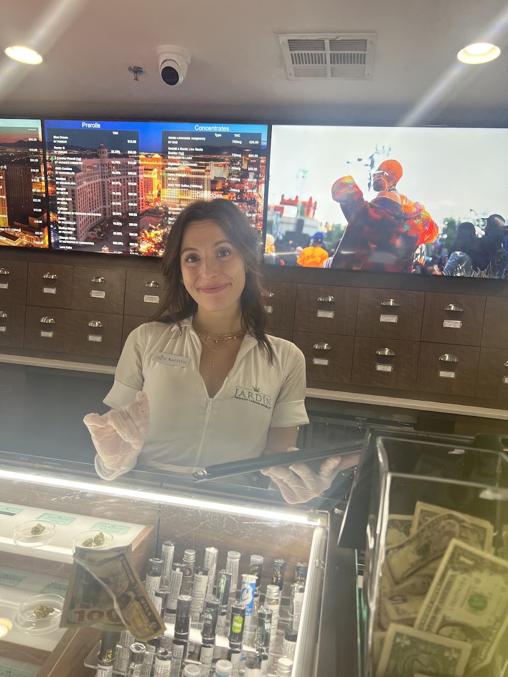 JardíN Premium Cannabis Dispensary photo 4
