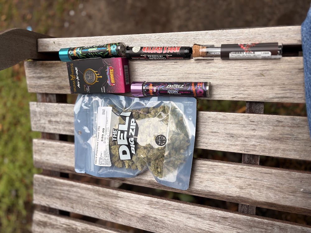 Jars Cannabis photo 3