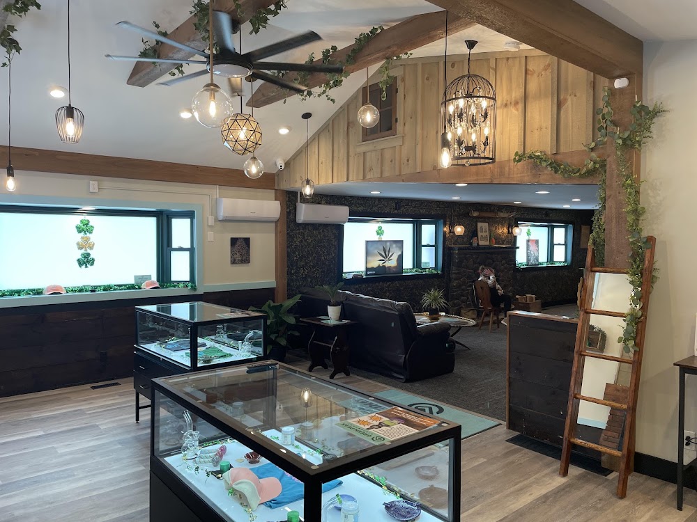 Green Peak Dispensary photo 2