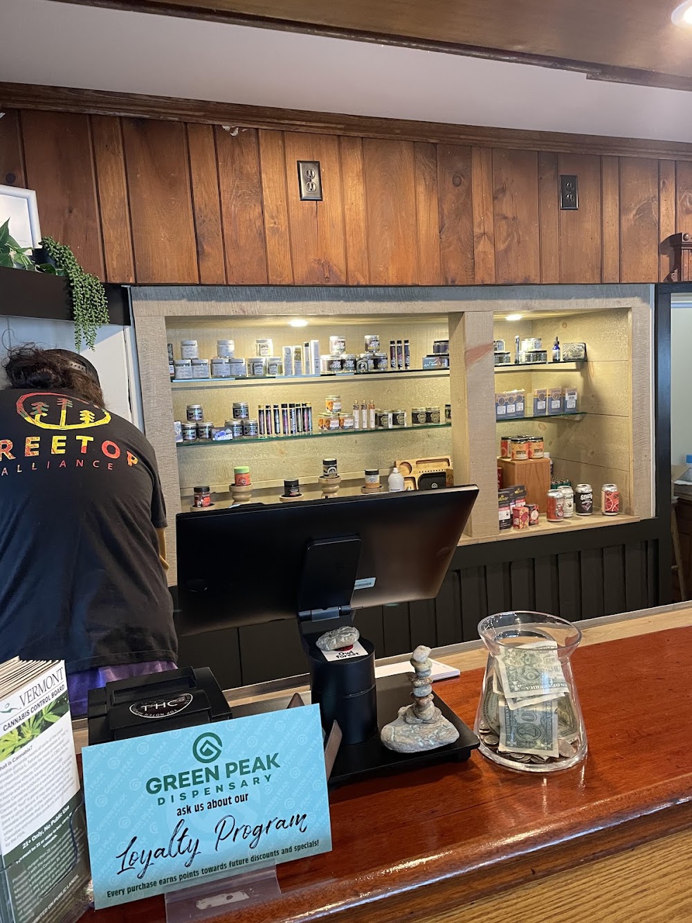 Green Peak Dispensary photo 8