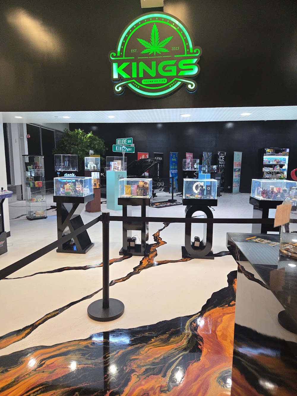 Kings House Of Fire photo 4