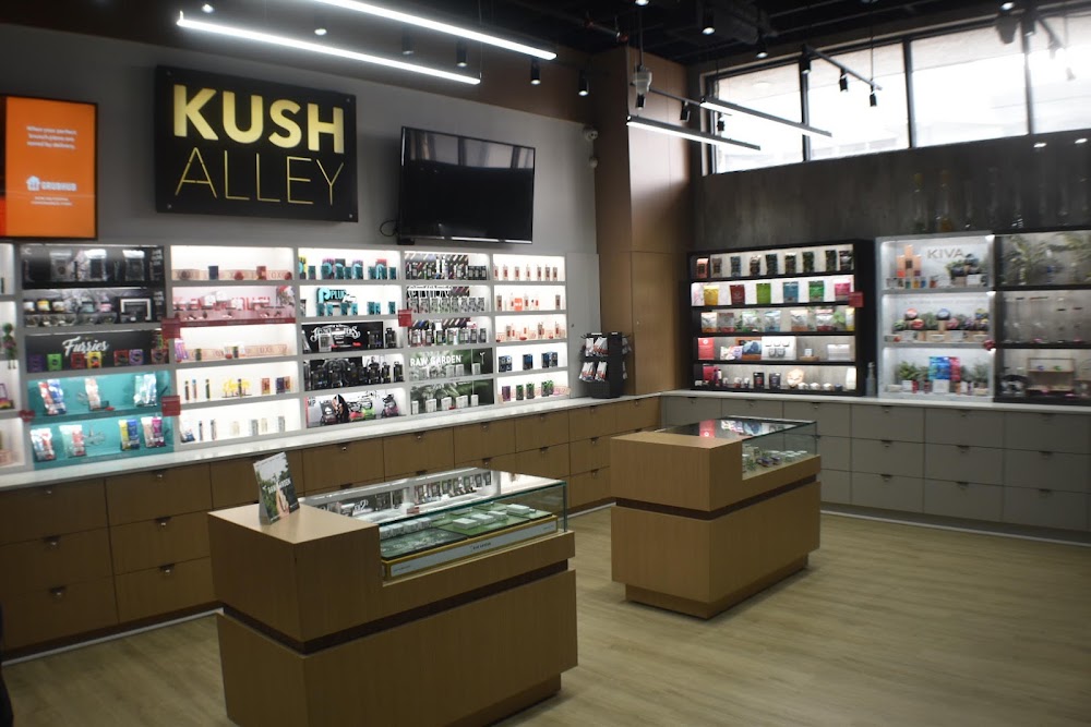 Kush Alley photo 2