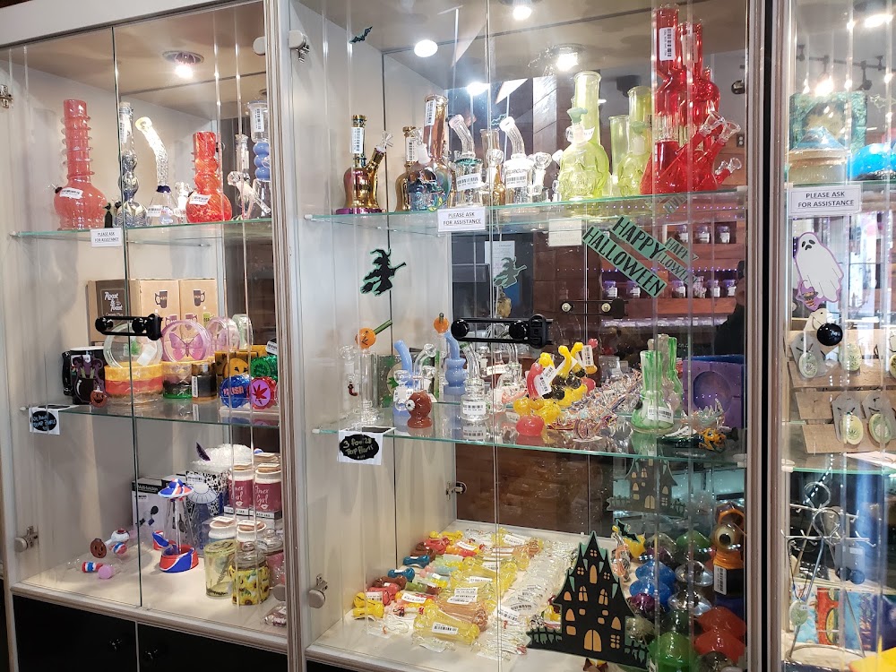 Kush Dispensary photo 6
