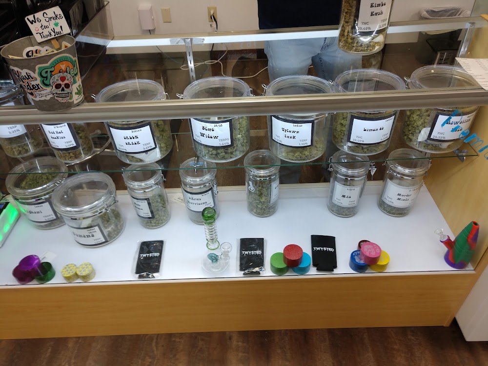 Kush Gardens - Duncan photo 6