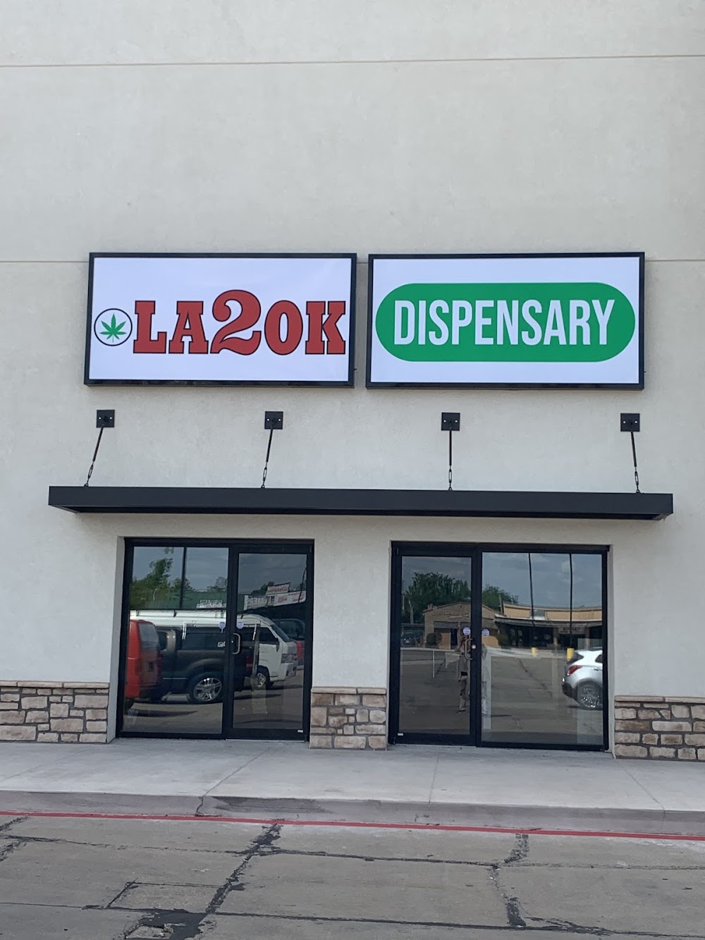 La 2 Ok Dispensary - Warr Acres photo 1
