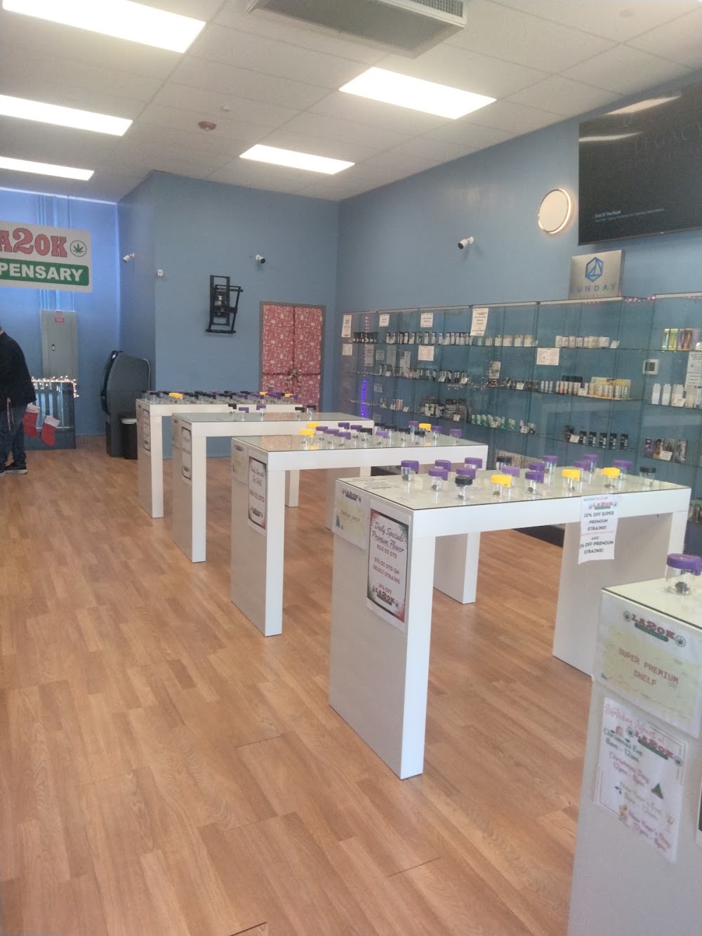 La 2 Ok Dispensary - Warr Acres photo 4