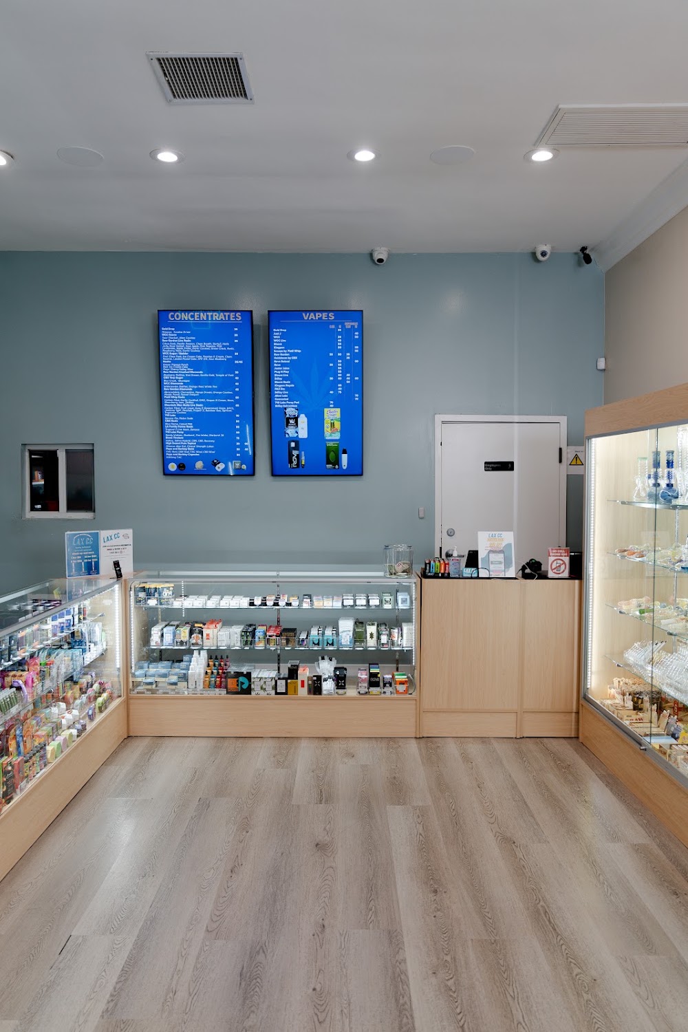 Lax Cannabis Club photo 8