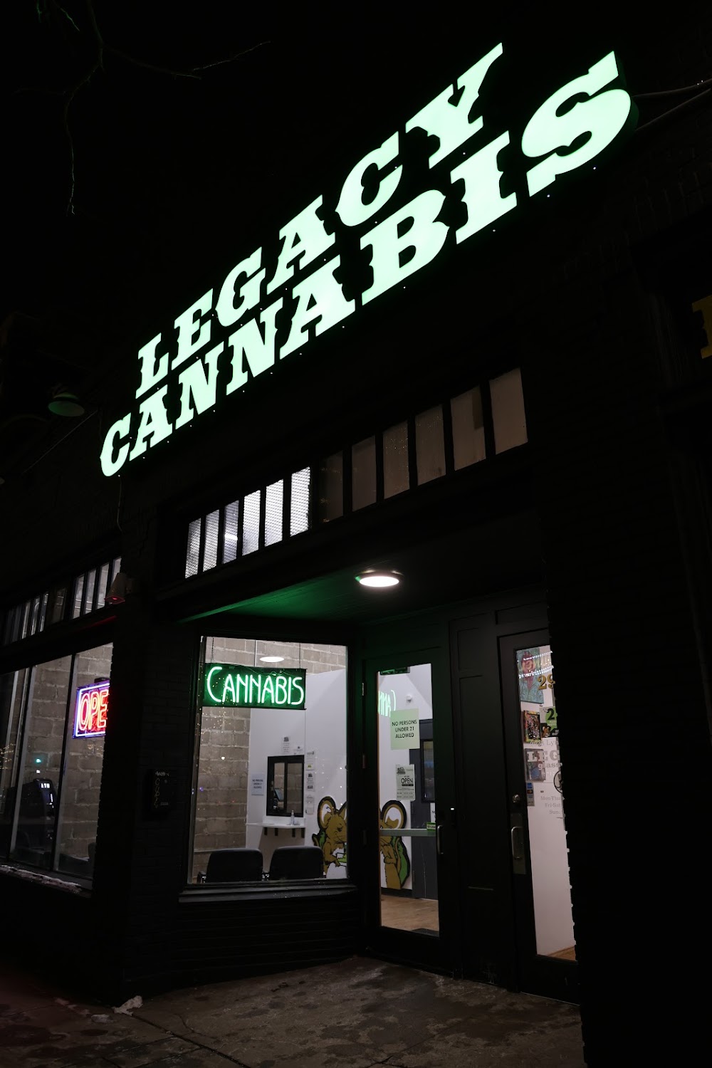 Legacy Cannabis photo 1