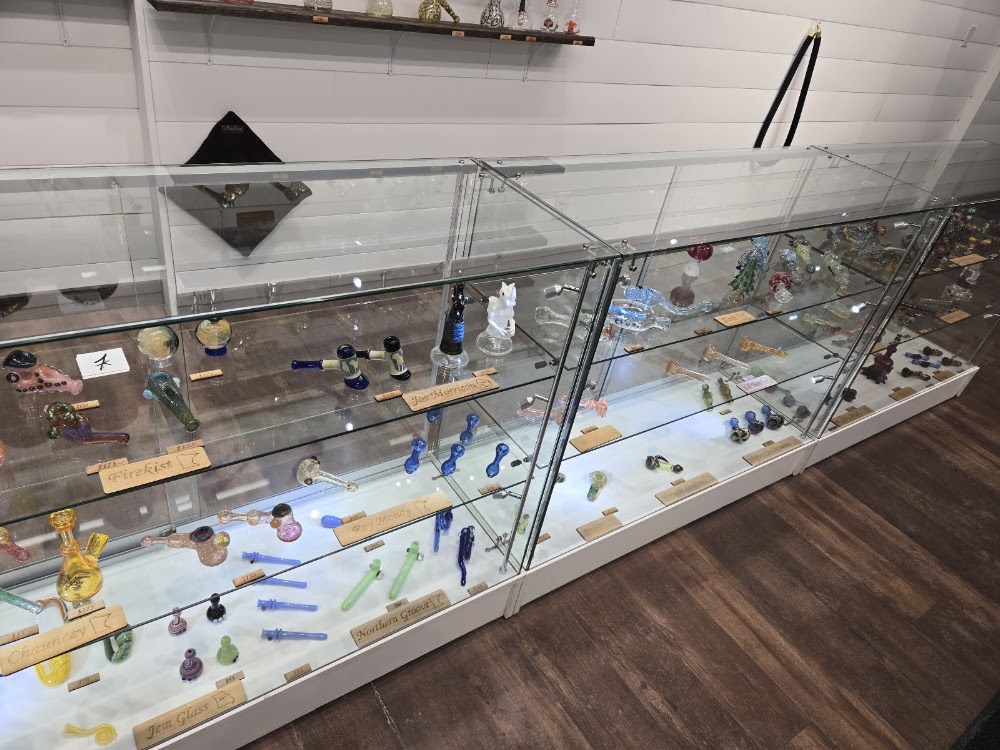Legacy Cannabis photo 7