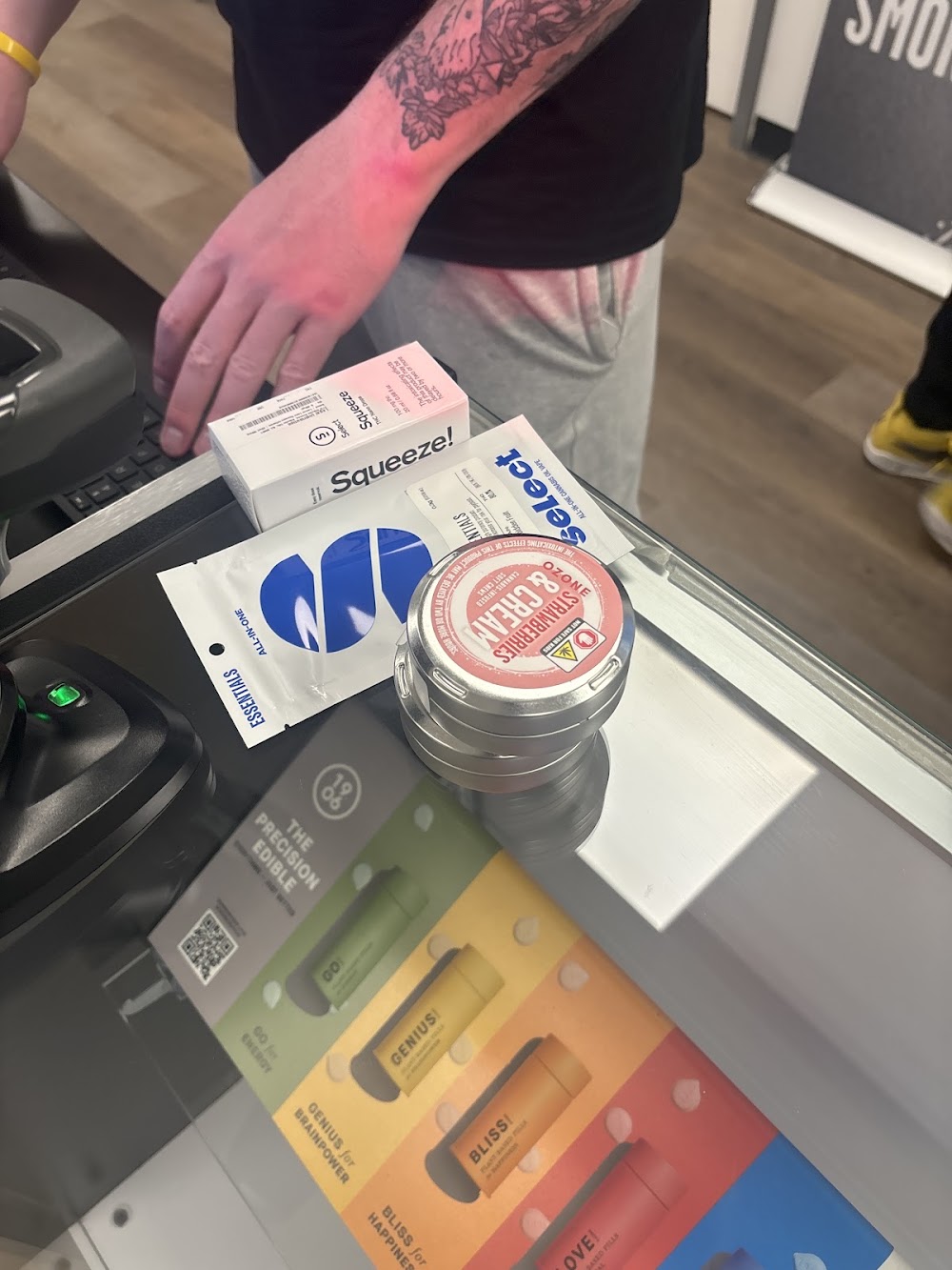 Legal Distribution photo 4