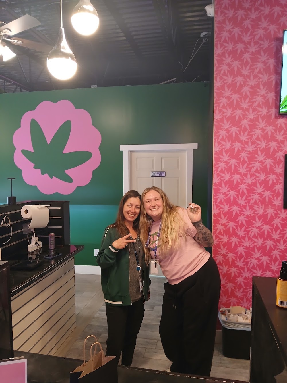 Legit Cannabis photo 7