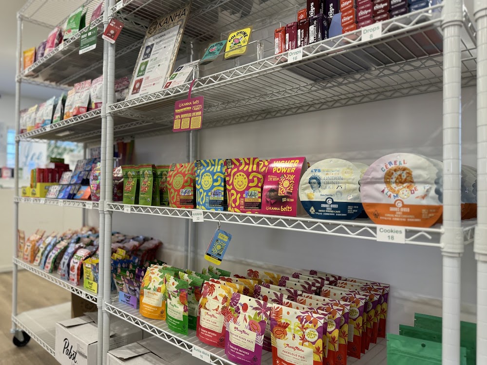 Loe Dispensary photo 3