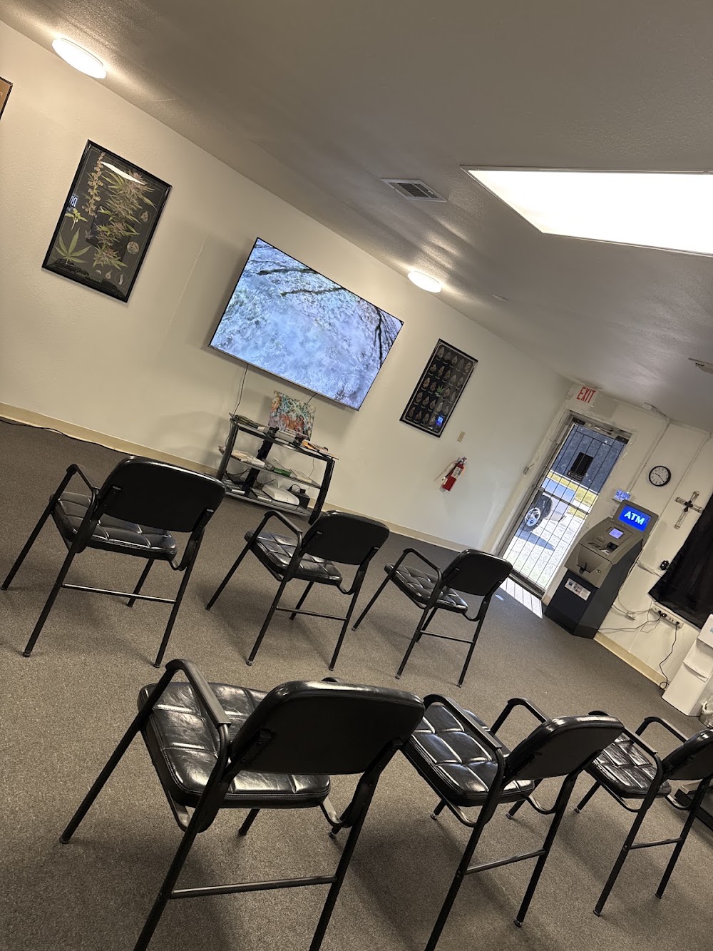 Long Beach Dispensary photo 5
