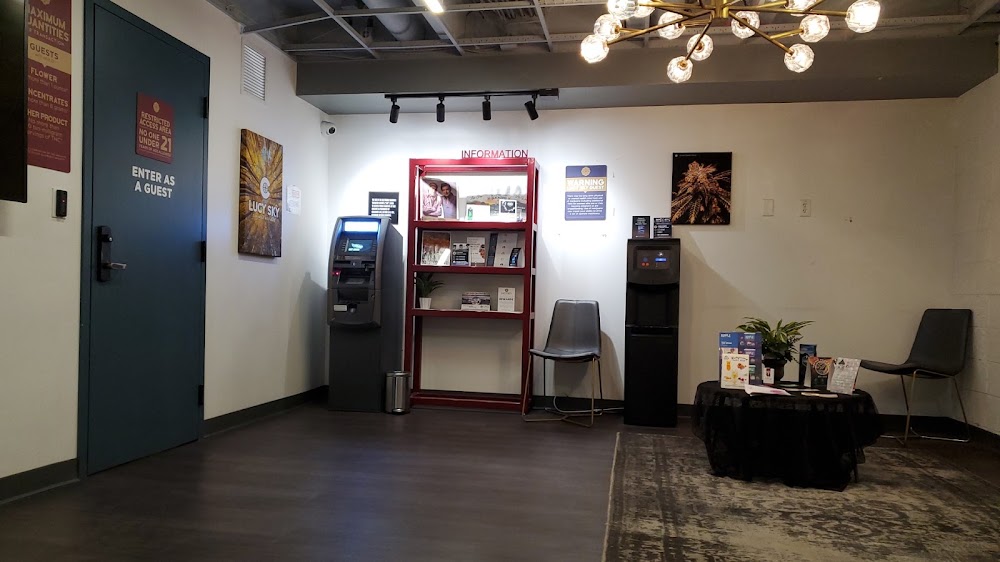 Lucy Sky Cannabis Boutique photo 8