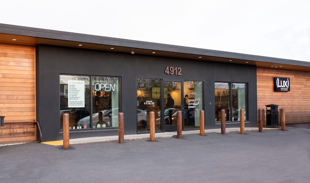 Lux Pot Shop photo 1