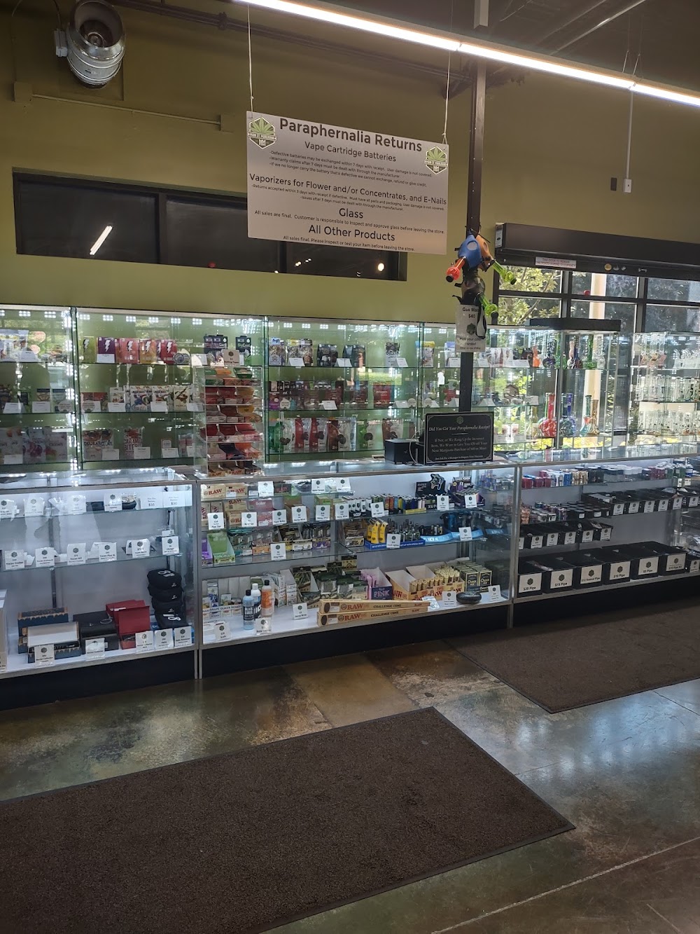 Main Street Marijuana East photo 4