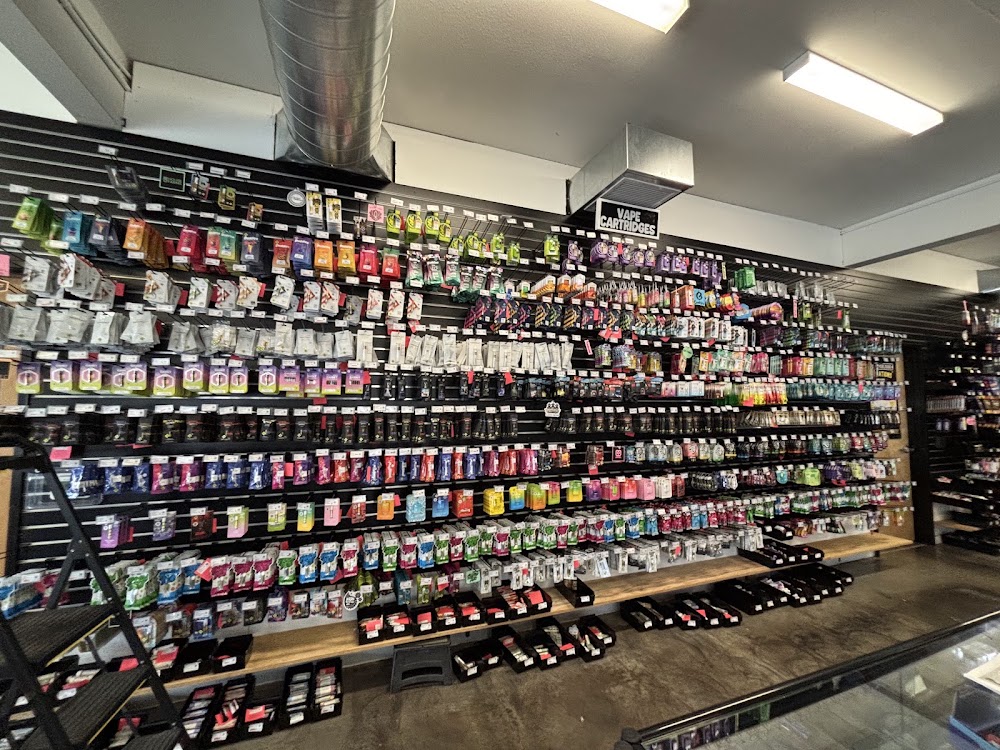 Main Street Marijuana North photo 6