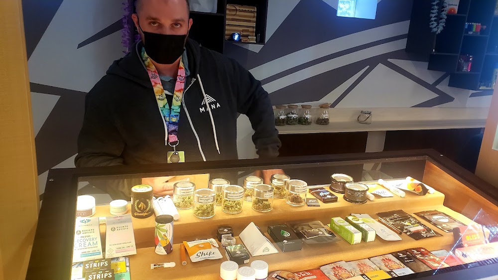 Mana Cannabis Supply CO photo 5