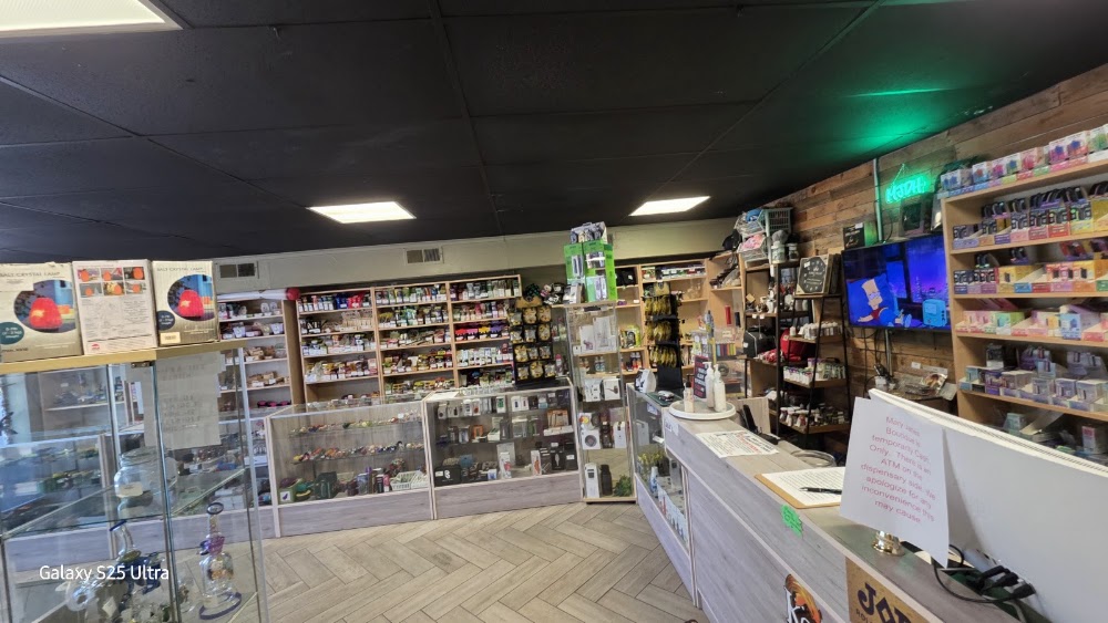 Mary Jane's Dank House photo 2