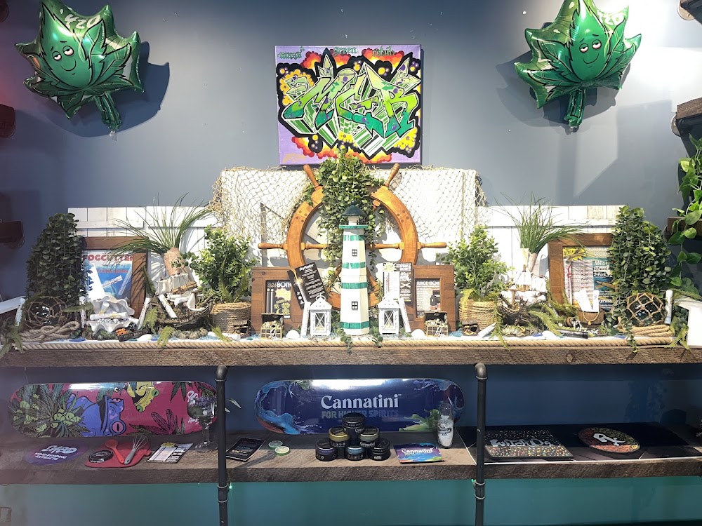 Massachusetts Green Retail photo 4