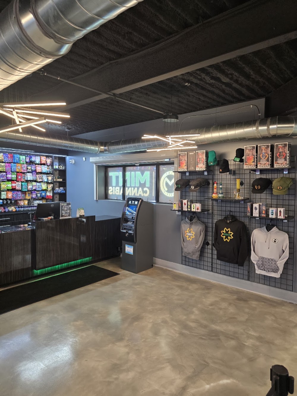 Mint Cannabis Roseville photo 6