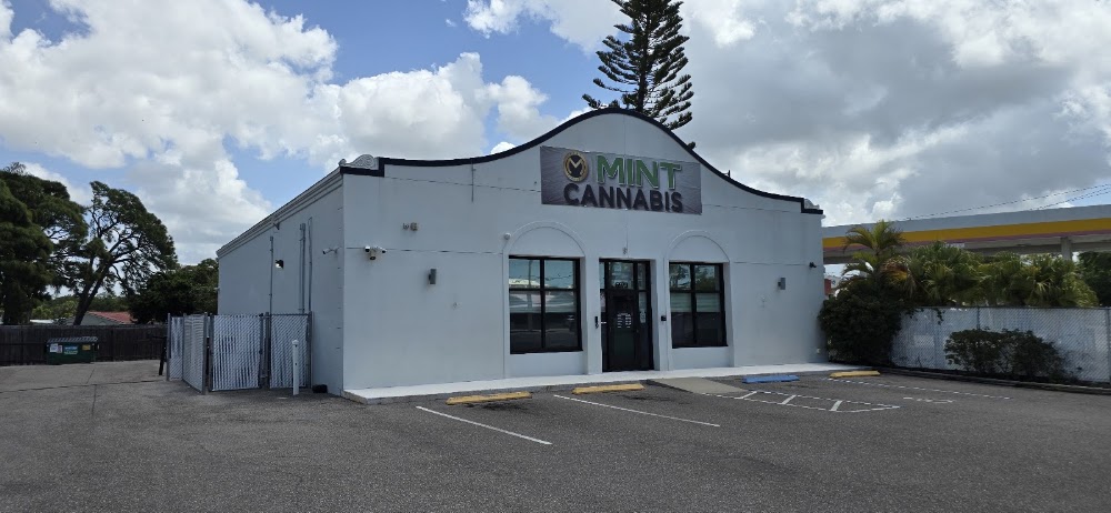 Mint Cannabis photo 1