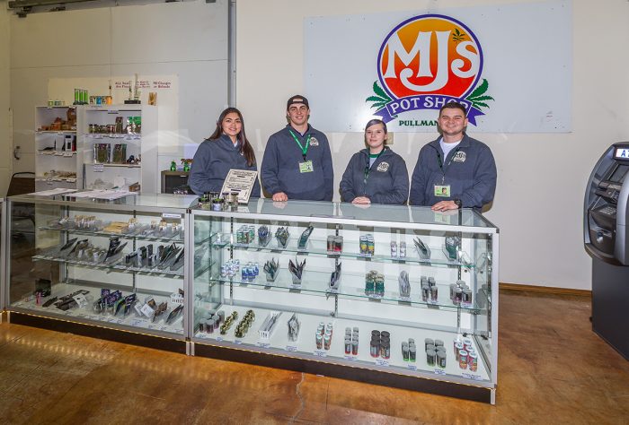 Mj's Pot Shop photo 5