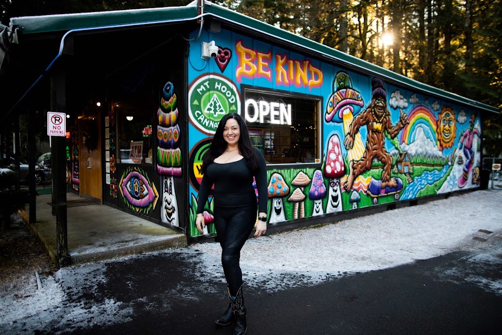 Mount Hood Cannabis Company photo 1