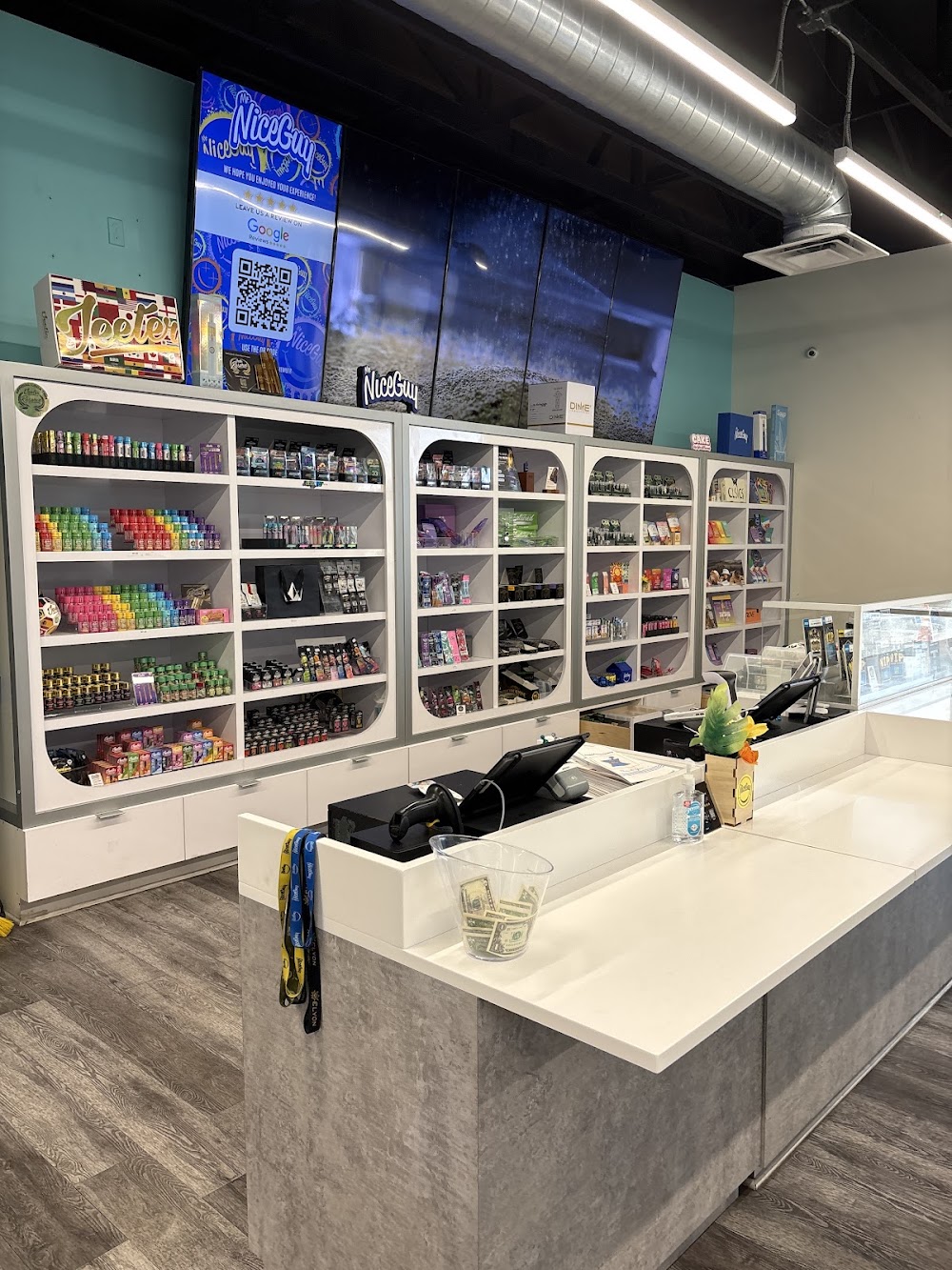 Mr Nice Guy Marijuana Cannabis Dispensary Lake Elsinore photo 3