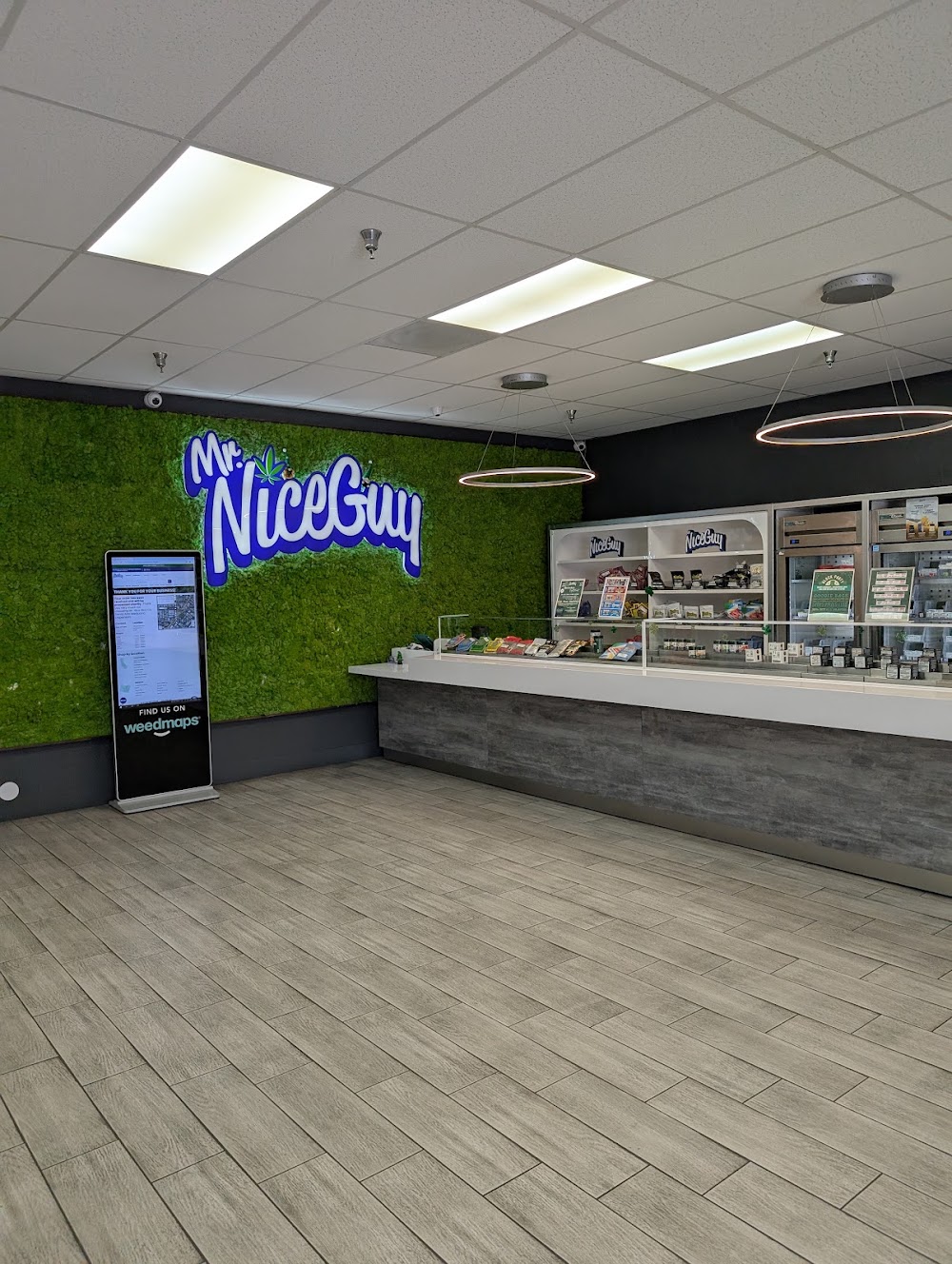 Mr Nice Guy Marijuana Cannabis Dispensary Santa Ana photo 8