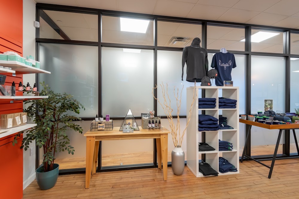 Mystique Retail photo 5