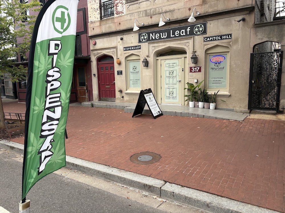 New Leaf Smoke Shop photo 7