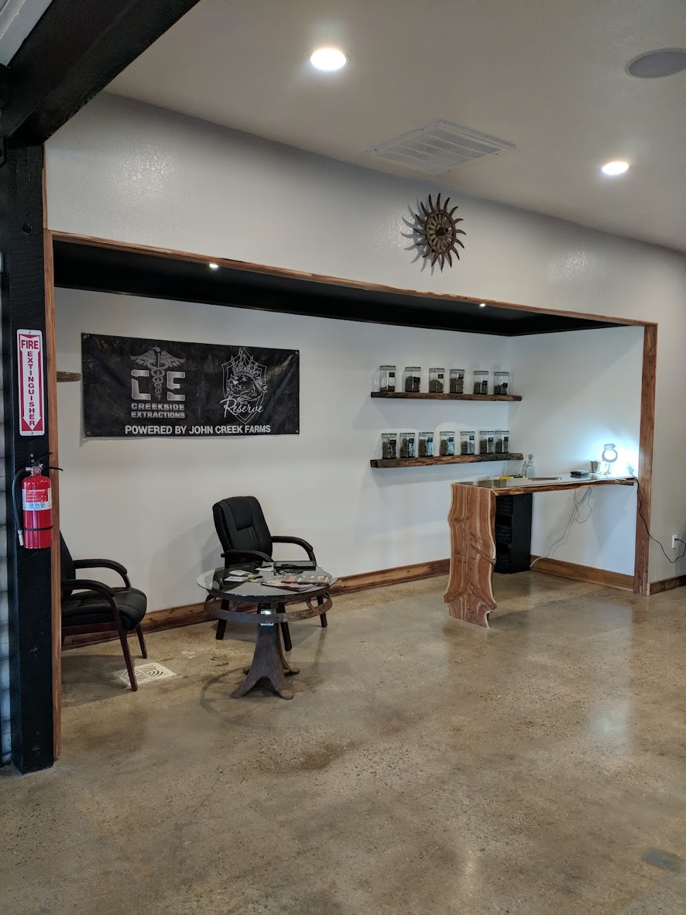 Nexleaf Dispensary - West photo 8
